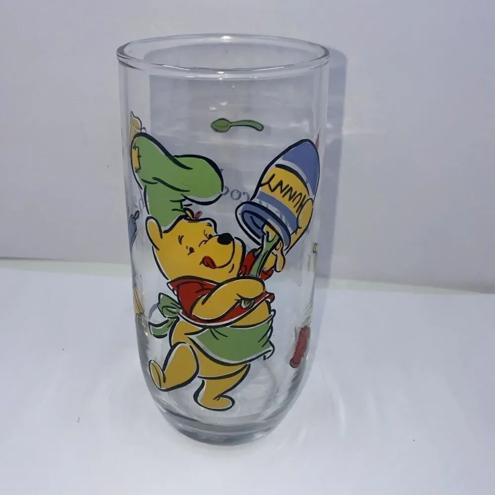 Vintage Disney Winnie The Pooh “What's Cooking Pooh” Drinking Water Juice Glass